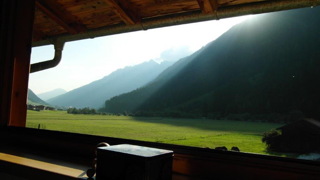 Luenerhof Pension Neustift im Stubaital Buitenkant foto