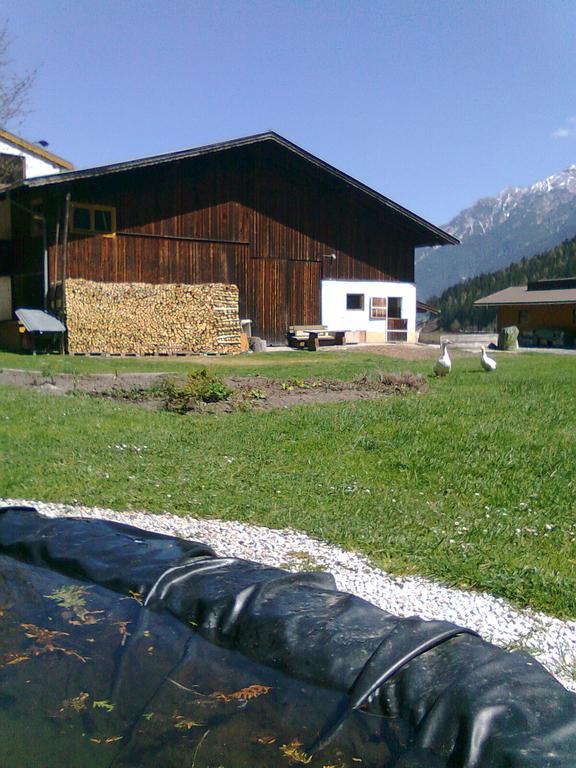 Luenerhof Pension Neustift im Stubaital Kamer foto